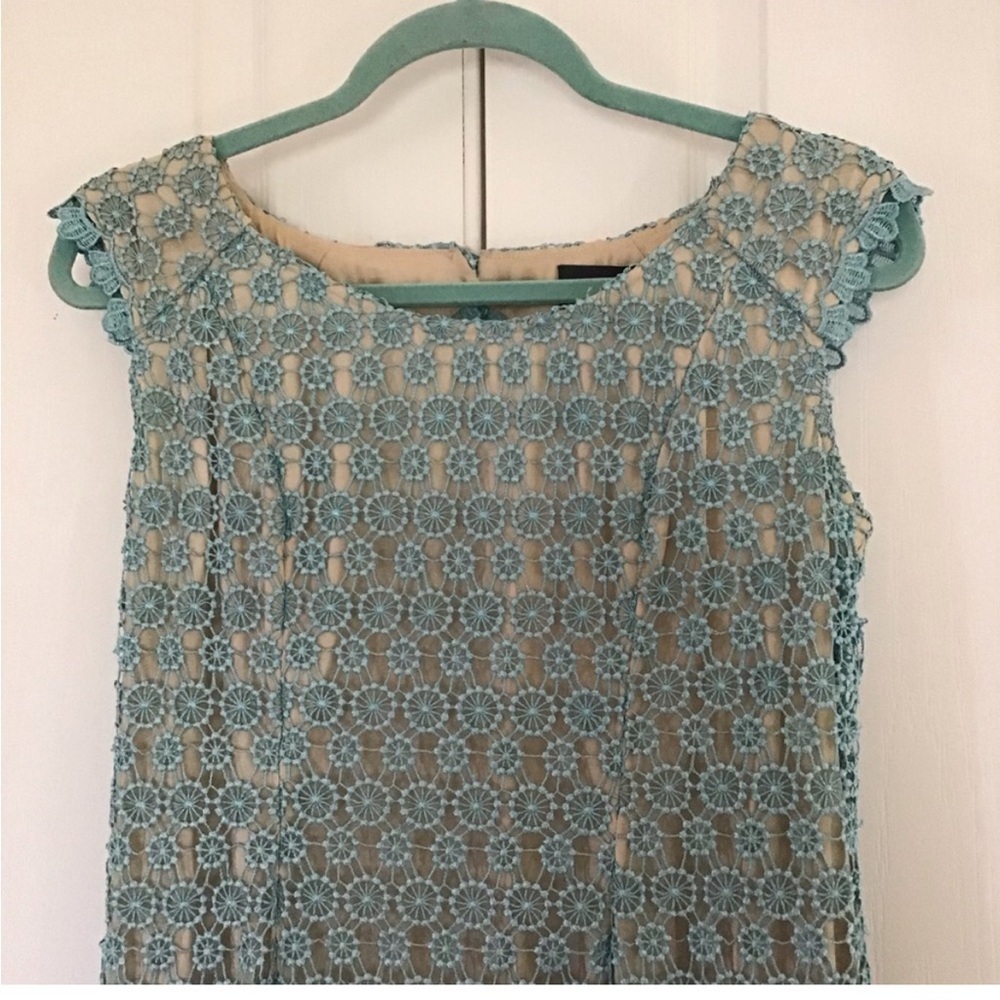🖤5/$25 Adriana Papell Lace chrochet dress open back blue sea foam trim detail NW - Picture 13 of 16